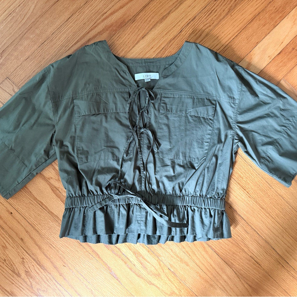 LOFT Olive Green Tie-Front Crop Top